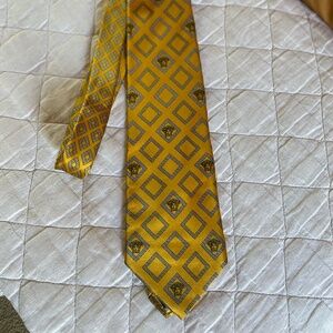 Vintage Gianni Versace Gold Baroque Medusa Silk Tie